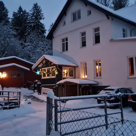 Eulennest Bis 10 Personen,Waesche,Reinigung,Parkplatz Inklusive,Kurtaxe Wird Extra Berechnet Apartment Altenau  Exterior photo